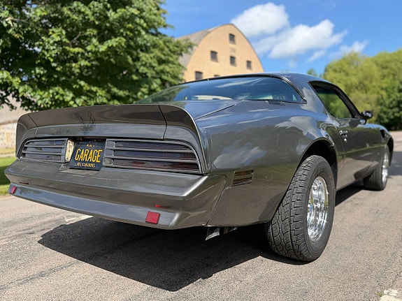 Pontiac Trans Am 5 of 23