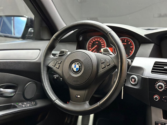 BMW 530i 17 of 26