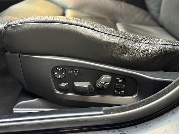 BMW 530i 13 of 26