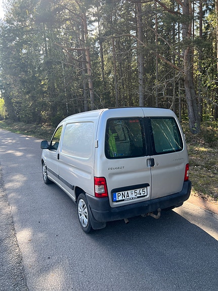 Peugeot Partner 4 of 5