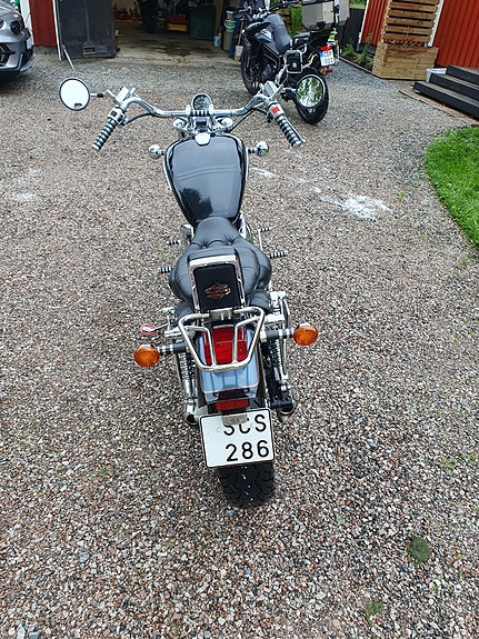 Suzuki VS1400GLP Intruder 7 of 8