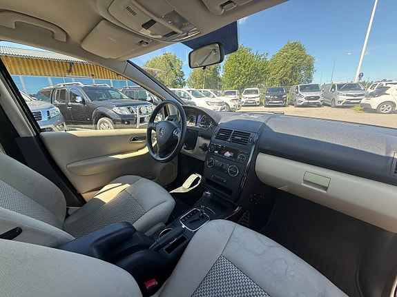 Mercedes-Benz A150 6 of 15