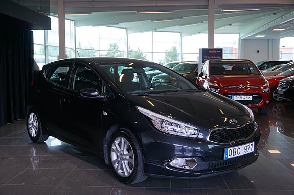 Kia Ceed 2 of 14