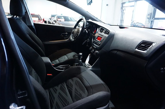 Kia Ceed 13 of 14