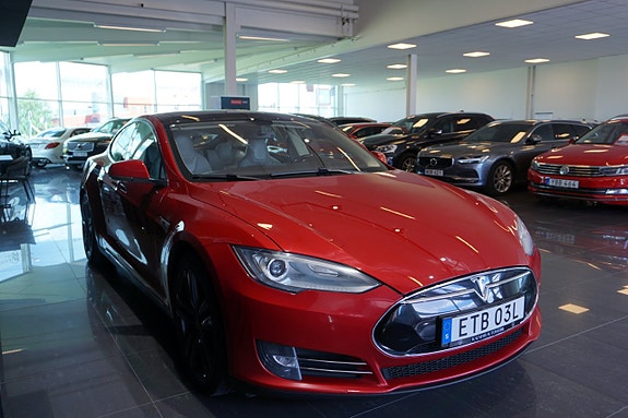 Tesla Model S 6 of 20