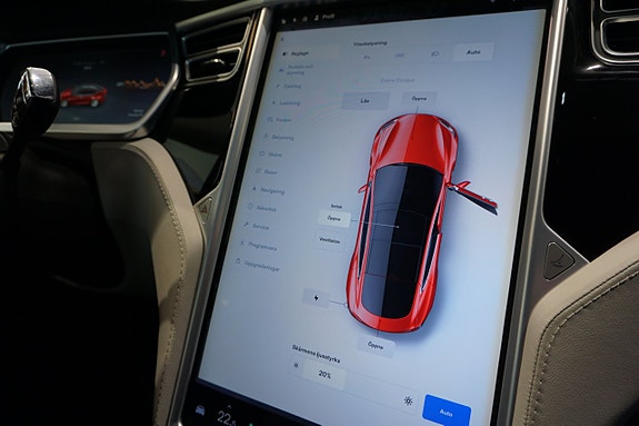 Tesla Model S 18 of 20