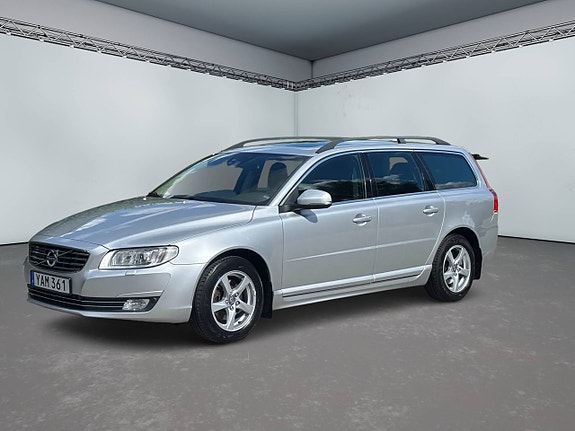 Volvo V70 4 of 5