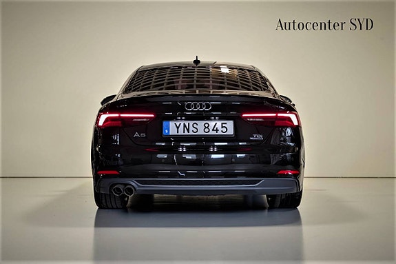 Audi A5 4 of 5