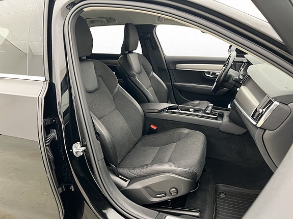 Volvo V90 13 of 30