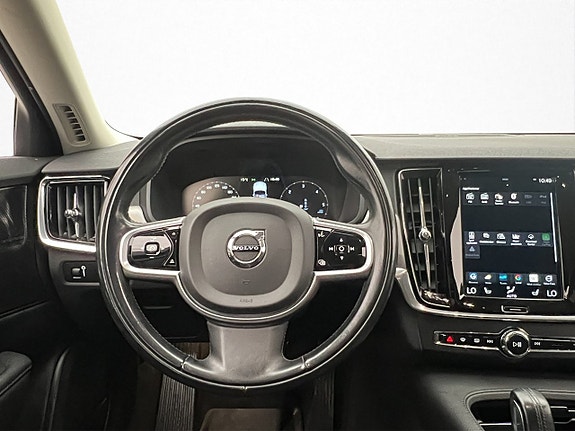 Volvo V90 21 of 30