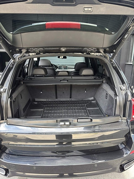 BMW X5 11 of 13