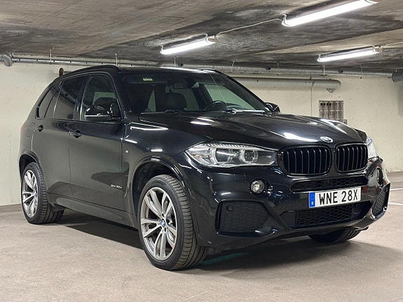 BMW X5 3 of 22