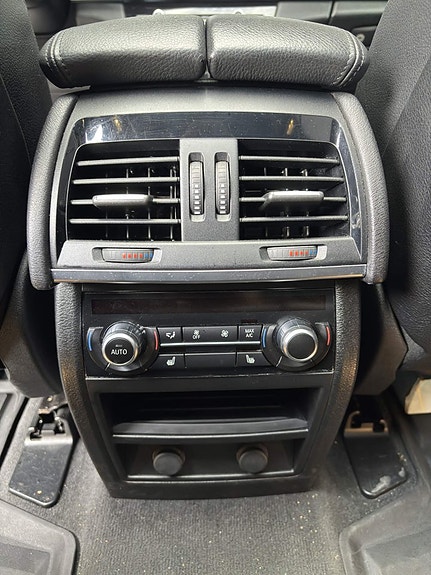 BMW X5 8 of 13