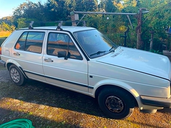 Volkswagen Golf II 4 of 5