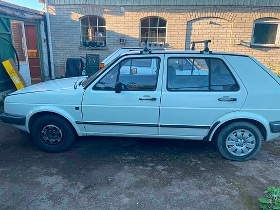Volkswagen Golf II 3 of 5