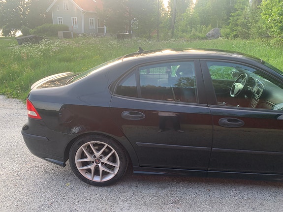 Saab 9-3 4 of 7