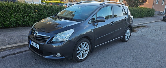Toyota Verso 3 of 5