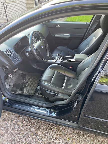 Volvo V50 8 of 11