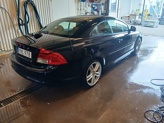 Volvo C70 4 of 5