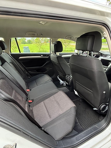 Volkswagen Passat 8 of 9