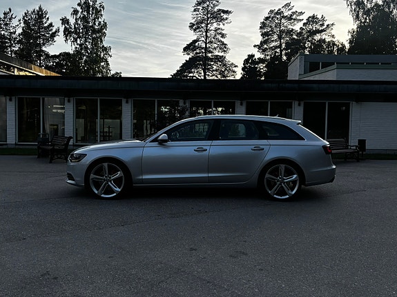 Audi A6 4 of 5