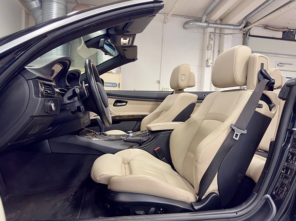 BMW 325i 13 of 20