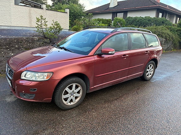 Volvo V50 5 of 5