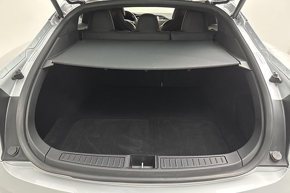 Tesla Model S 11 of 15