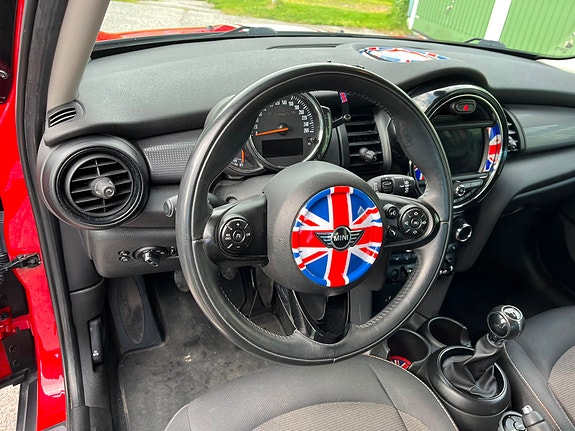MINI Cooper 6 of 15
