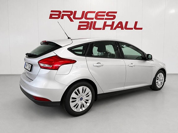 Ford Focus 6 of 12