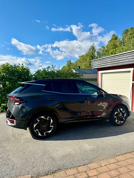 Kia Sportage 2 of 5