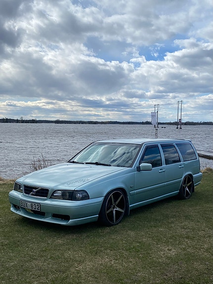 Volvo V70 5 of 5