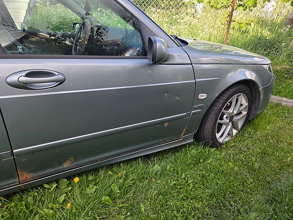 Saab 9-5 3 of 5