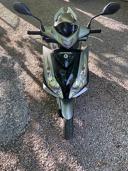 Honda NSC 50 2 of 4