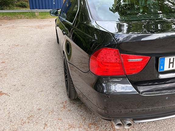 BMW 325d 5 of 5