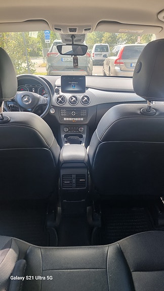 Mercedes-Benz B200 d 5 of 5