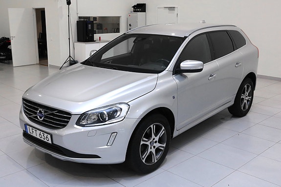 Volvo XC60 6 of 23