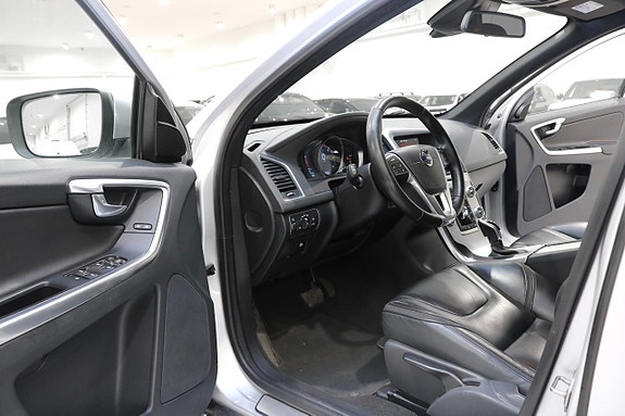 Volvo XC60 9 of 23