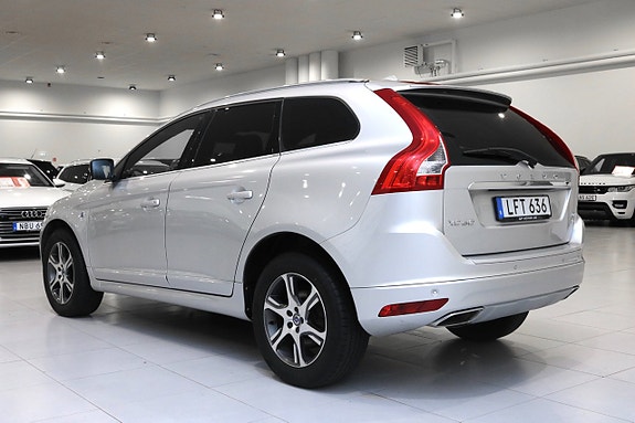Volvo XC60 5 of 23