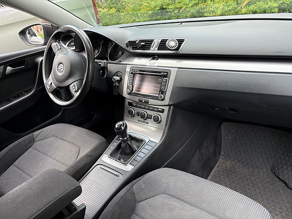 Volkswagen Passat 5 of 5