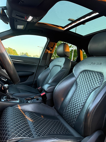 Audi RS Q3 5 of 5