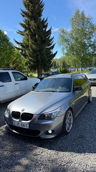 BMW 525d 3 of 10