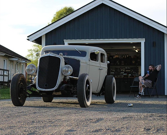 Chevrolet Master DeLuxe 5 of 5