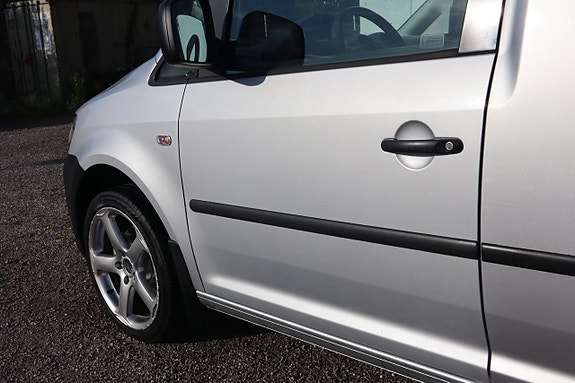 Volkswagen Caddy 12 of 22
