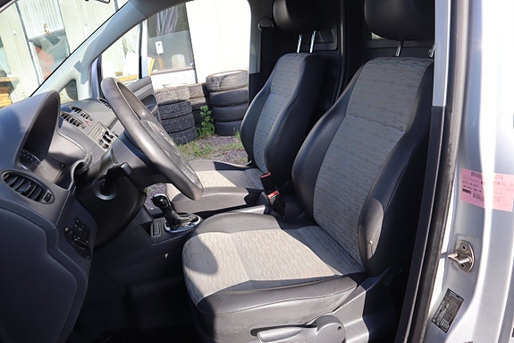 Volkswagen Caddy 19 of 22