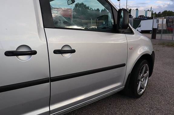 Volkswagen Caddy 3 of 5