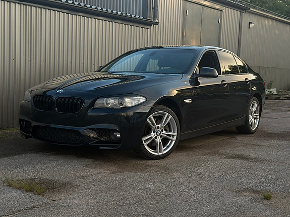 BMW 520d 2 of 5