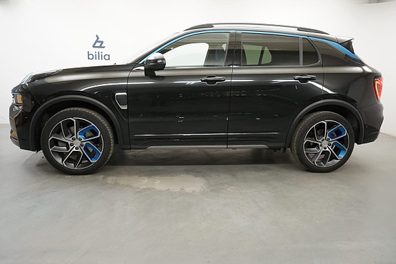 Lynk & Co 01 2 of 5