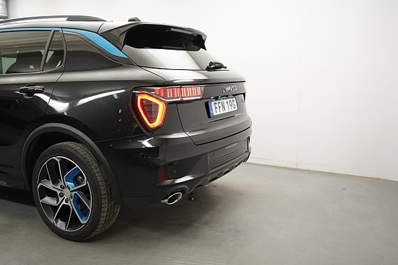 Lynk & Co 01 3 of 5