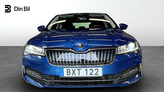 Skoda Superb 4 of 5